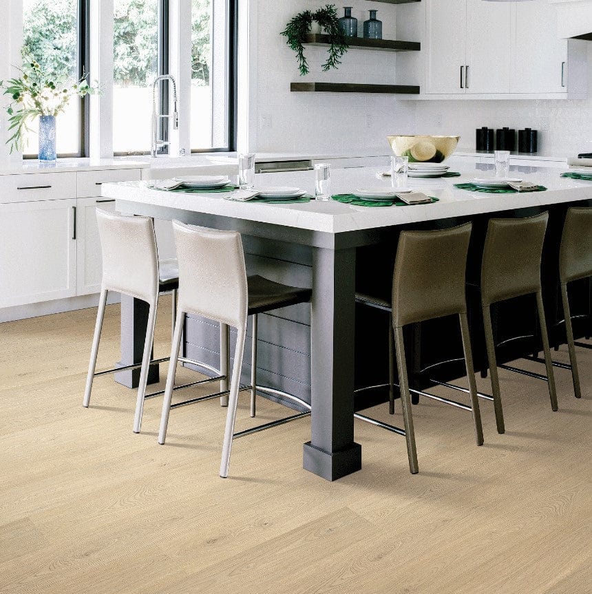 Laminate Mohawk - RevWood Plus - Hampton Villa - Sunbleached Oak - Laminate Mohawk